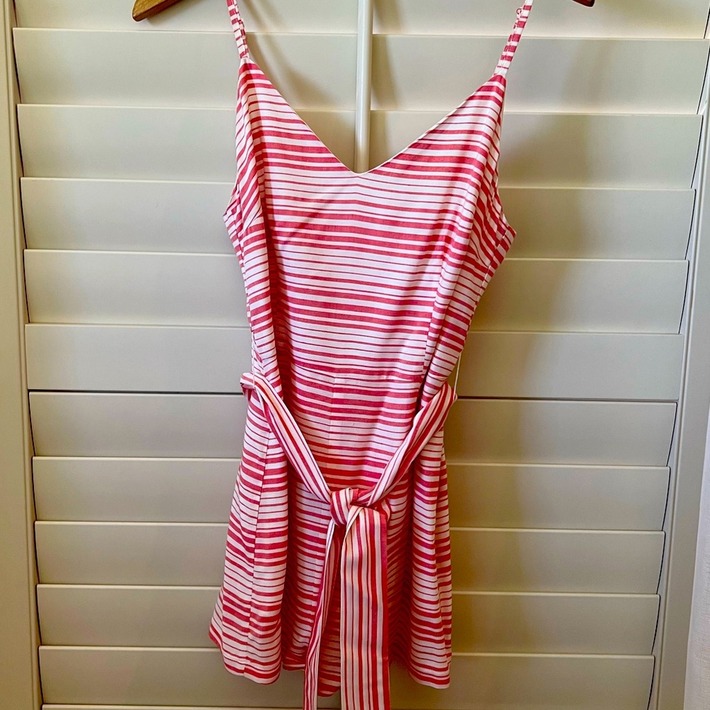 BB Dakota size 2 ivory/coral romper